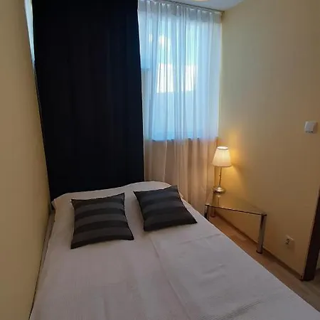 Appartement W Samym Centrum Na Grzybowskiej Warschau